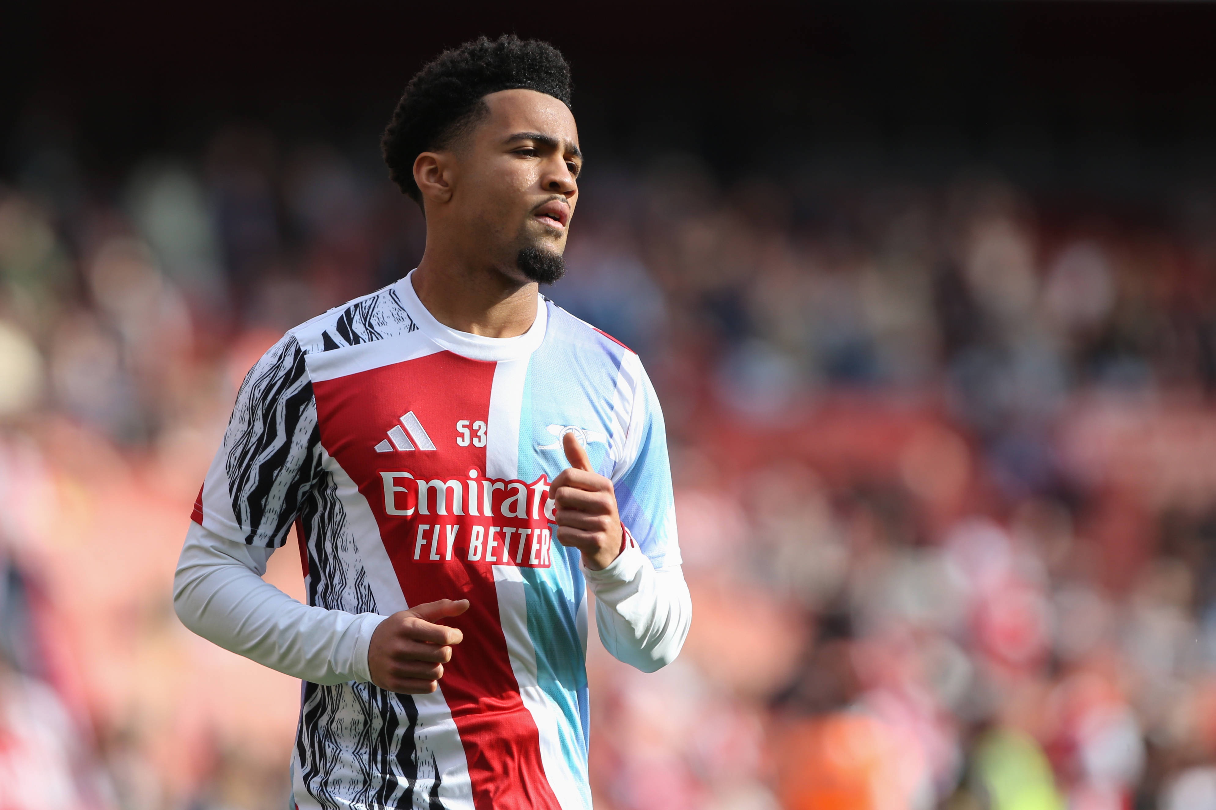 乐鱼苹果-杰拉德：恩瓦内里从枪手租借至马赛，对他的成长绝对有益无害